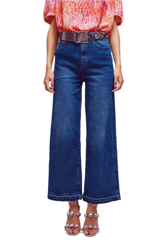 Wide Leg Jeans With Hem Detail in Mid Wash